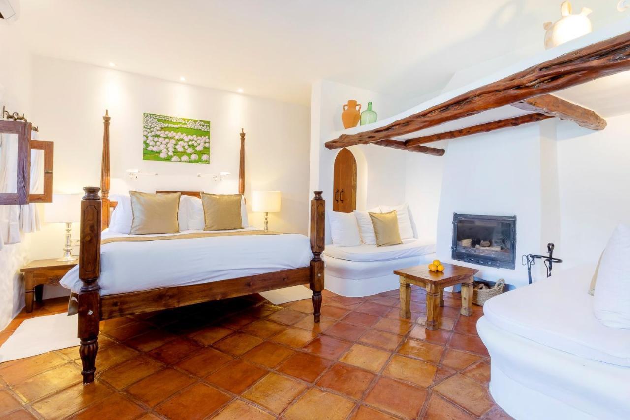Agroturismo Atzaro Santa Eularia des Riu Exterior foto