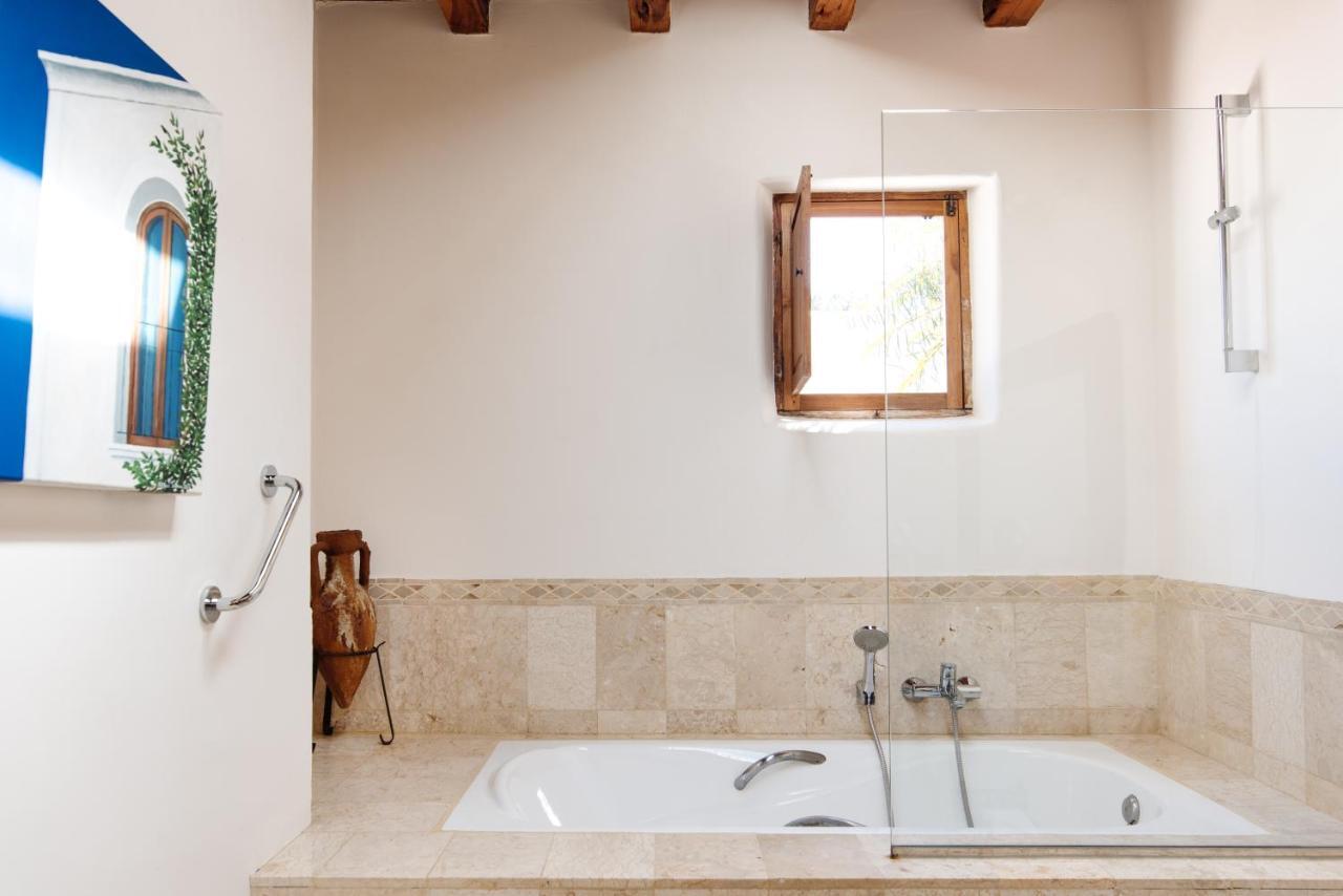 Agroturismo Atzaro Santa Eularia des Riu Exterior foto